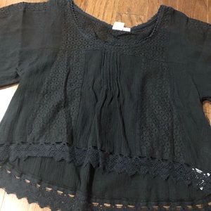 Roxy black top
